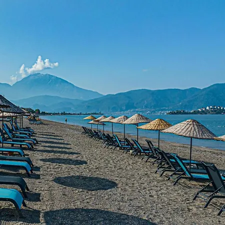 Uras Hotel