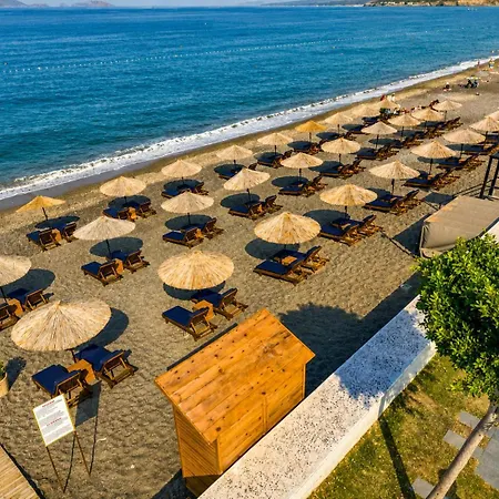 Uras Hotel 3*